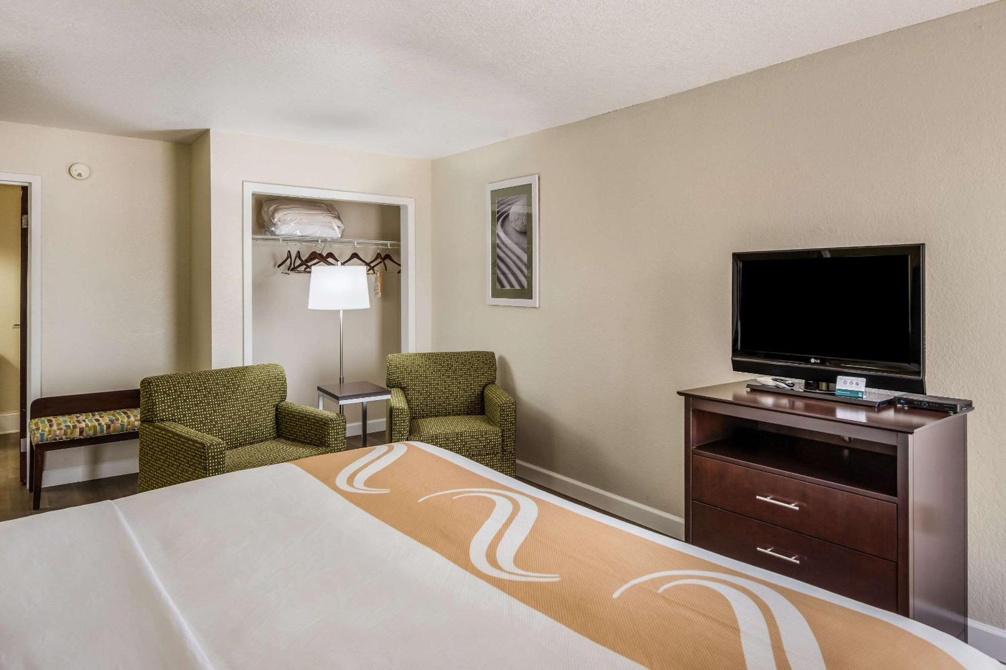 Quality Inn & Suites Quincy - Downtown Luaran gambar