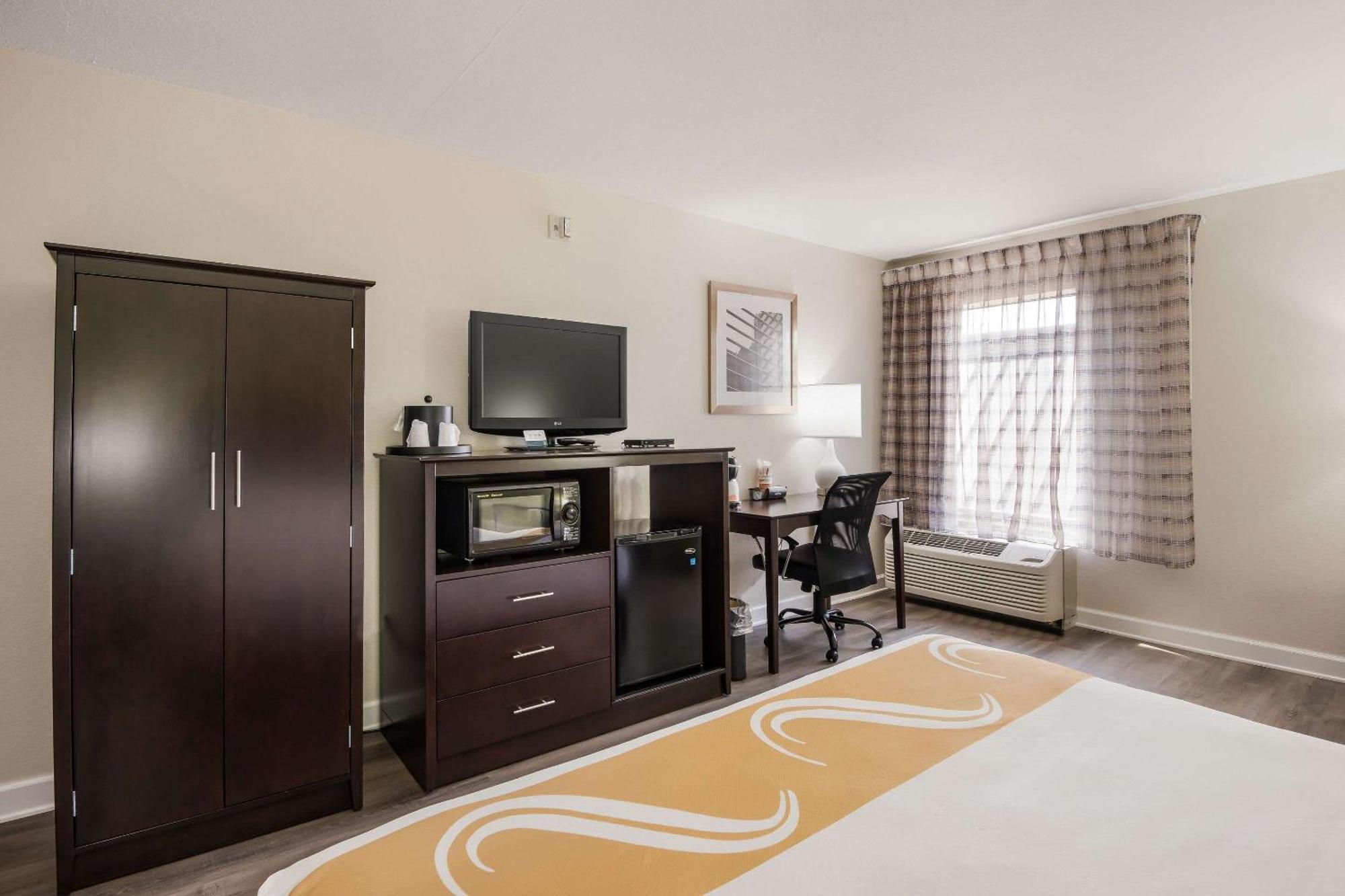 Quality Inn & Suites Quincy - Downtown Luaran gambar