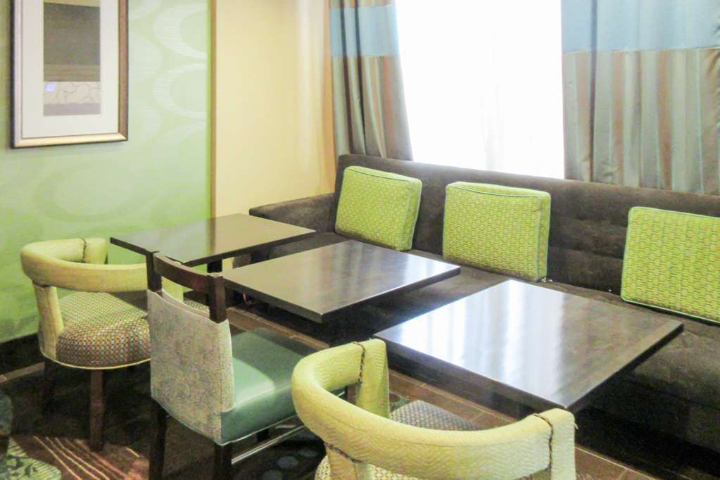 Quality Inn & Suites Quincy - Downtown Dalaman gambar